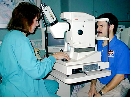 Eye Testing Machine