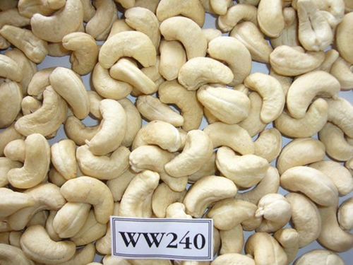 240 White Whole Cashews