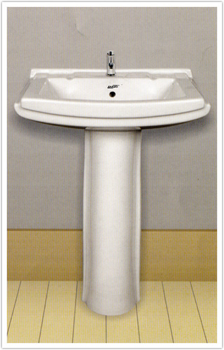 Ceramic Pedestal Wash Basin