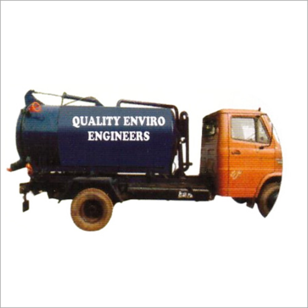 Suction Machine - Oil Immersed Piston Pump, 2000-8000 L Tank Capacity | 100 ft Suction Distance, 25 ft Depth, 40-50 mm Particle Size, Multiple Chassis Options