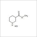 Methyl piperidineÂ¬3-carboxylate hydrochloride