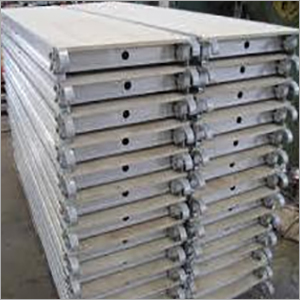 Aluminium Plank With Hook Height: 600 Millimeter (Mm)