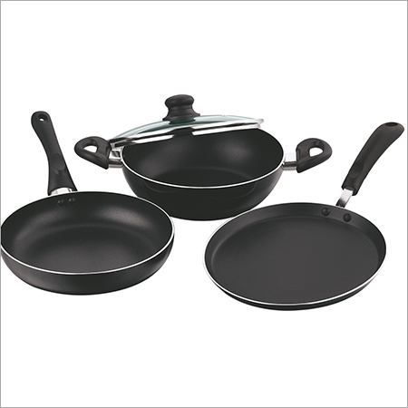 Non Stick Cookware - Aluminum 3 Pieces Varying Sizes | Non-Stick Surface Heat Resistant Bakelite Handles Glass Lids