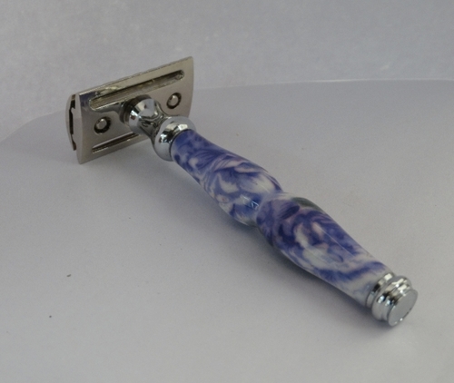 Brass Fancy Razor