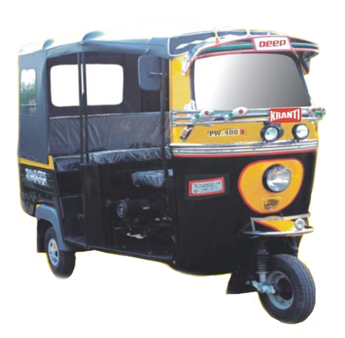 Front Engine Auto Rickshaw