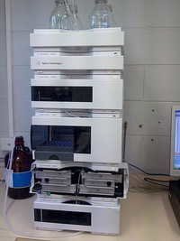 HIGH PRESSURE LIQUID CHROMATOGRAPHY