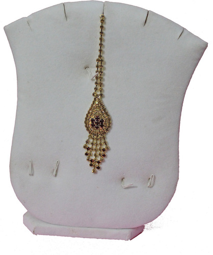 Traditional maang Tikka