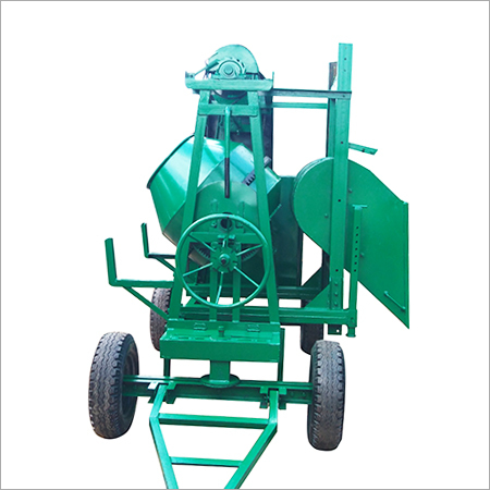 Self Loading Concrete Mixer