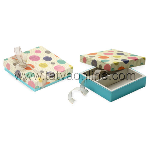 Foldable box