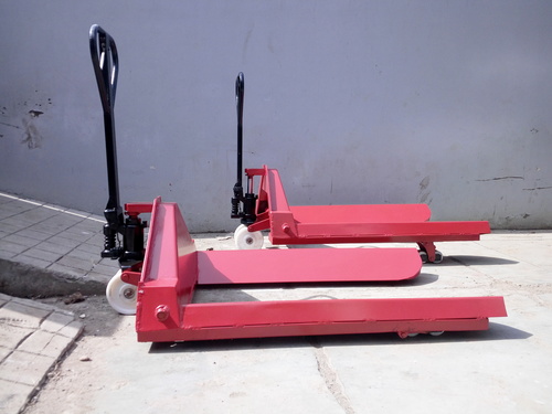 Roll Pallet Truck