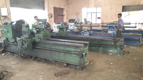 Factory - Cast Iron, Multiple Bed Lengths, 7.5 Kw Motor | Integrated Coolant, High Precision, Durable Build, Efficient Output, Easy Operation, Low Maintenance