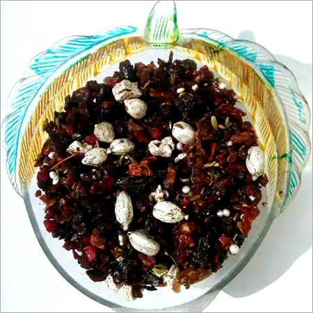 Silver Coated Cardamom