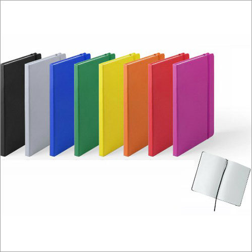 Note blocks, sticky notes and pen