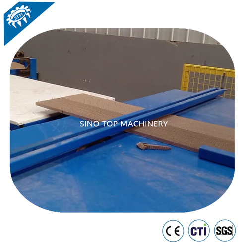 1800 Inverted Honeycomb Corrugation Core Machine By SINO TOP MACHINERY MFG. LTD.