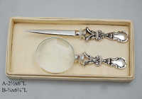 MAGNIFYING GLASS