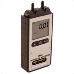 Master Digital Pressure Gauge and Manometer