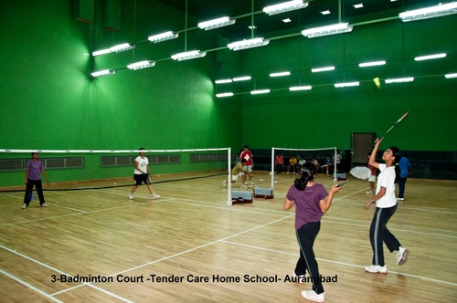 Wooden floor for shuttle court