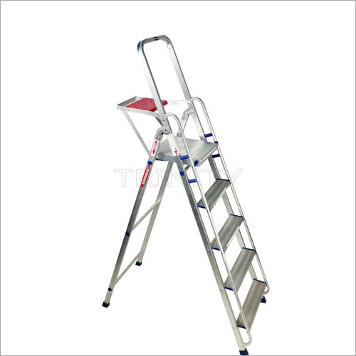 Aluminium Baby Tray Ladder Size: 3 Feet To 6 Feet