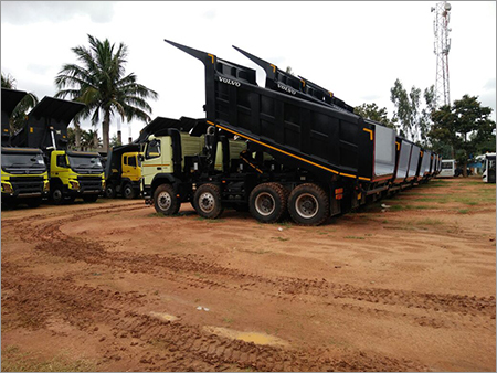Volvo Hauling Volvo Hauling