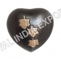 Slat Falling Leaf Heart Keepsake