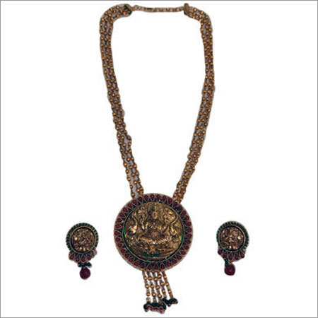Traditional Necklace Set