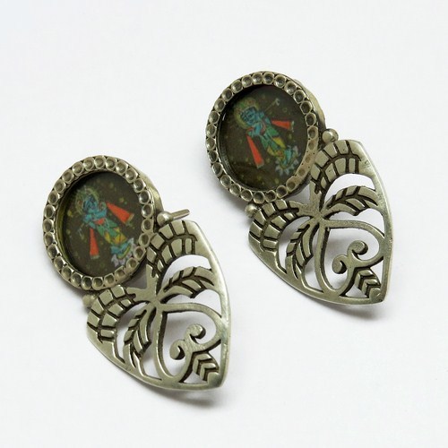 Delicate Beauty !! Penting Glass Oxidized Krishana Silver Earring Gender: Women