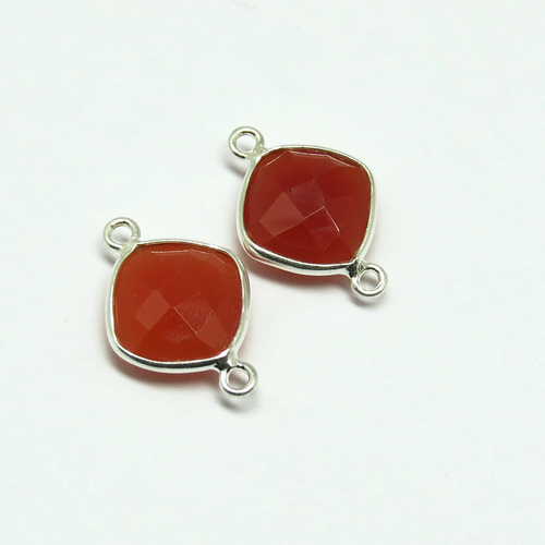 Modern Orange Carnelian 925 Sterling Silver Bezel Gemstone Connector Gender: Women