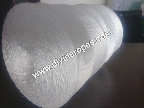 White Baling Twine