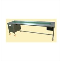 Auto Packing Conveyor Capacity: As Per Your Requirement Kg/day