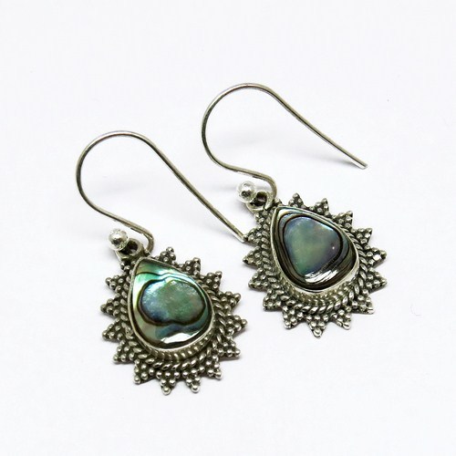Fashion Style !! Abalone Shell Pear Shape Bohemian Silver Earring Gender: Women