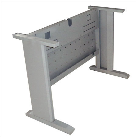 legs and modesty wire carriers