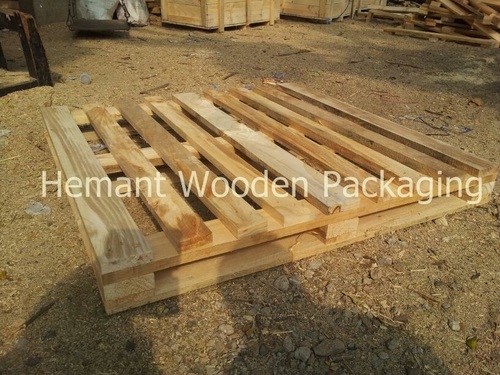 Jungal wood two way pallets