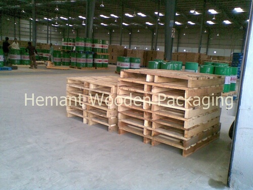 Jungle wood two way pallet