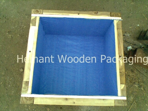 Different size small boxes