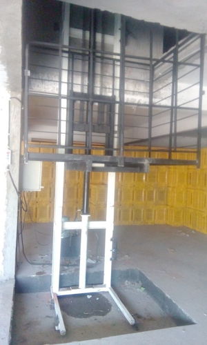 Strong Hydraulic Goods Lift