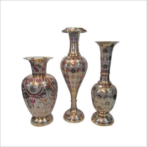 Indian Handicraft - Brass, Variable Dimensions, Gold | Handcrafted, Etched Finish, Floral Style, Ornamental Decor