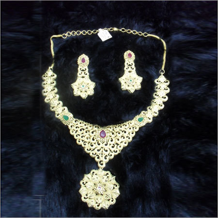 Gold Plated Necklace Set - Standard Size | Elegant Golden Jewelry For Women, Perfect For Anniversary, Engagement, Wedding, And Parties