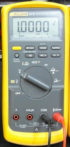 Multimeter Rated Voltage: 9 Volt (V)