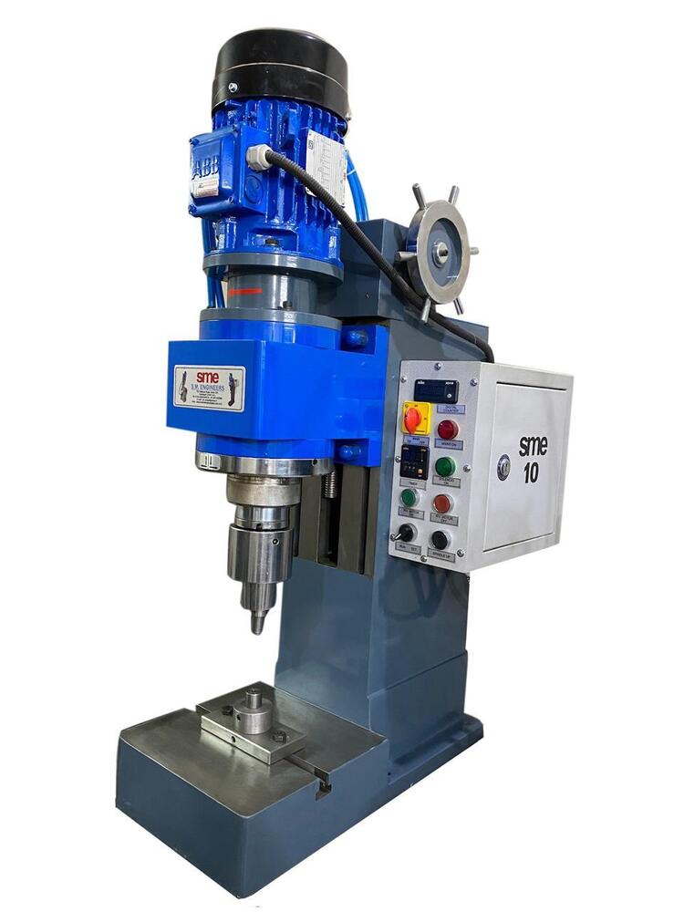 Automatic Riveting Machine