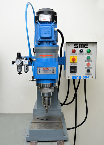 Hydraulic Riveter By S. M. ENGINEERS