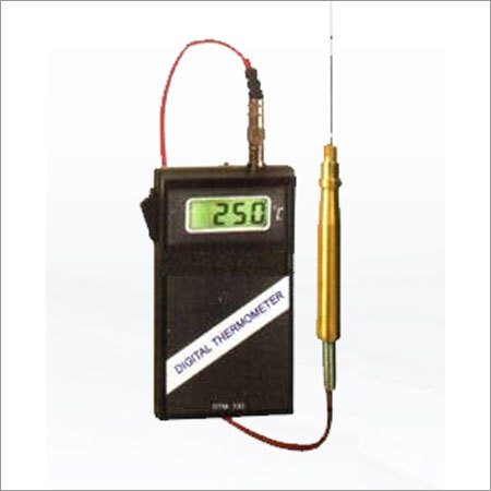 Hand Held (Portable) Digital Temperature Indicator
