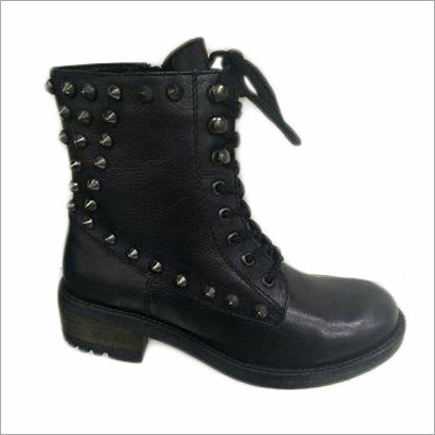 Ladies Outdoor Boot