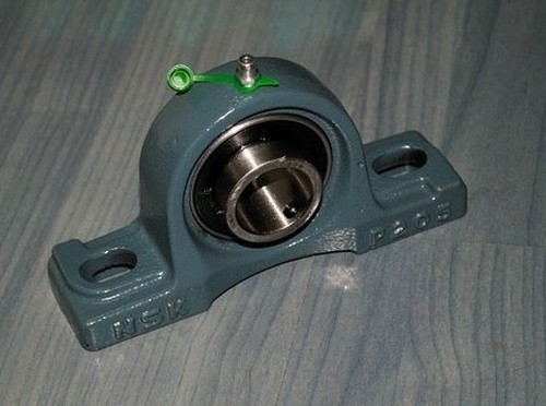 UC 200 Pillow Block Bearing