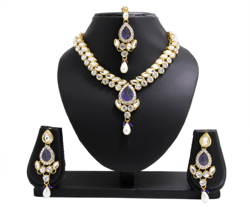 Diva Gold Blue Stone Necklace Earrings Set Gender: Women