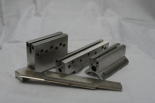 Checkered Serration Sealing Jaws