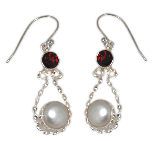 Arvino Creamy Earring