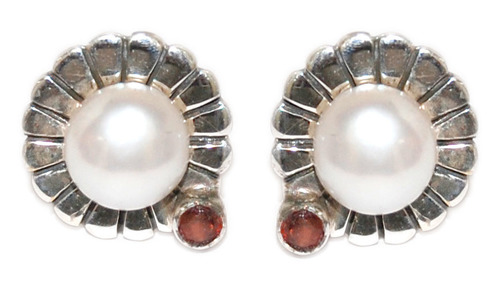 Arvino Fancy Earring Gender: Female