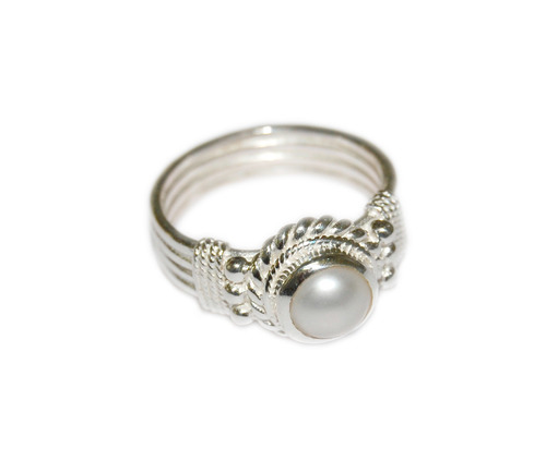 Sterling Silver Pearl Ring Gender: Boy