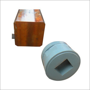 SQUARE COUPLING AND TAIL BAR