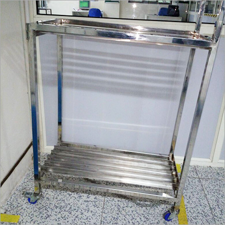 SS Working Table Fabrication Services